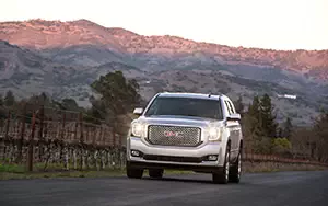   GMC Yukon Denali - 2014