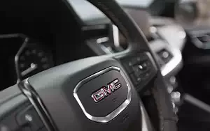   GMC Yukon AT4 - 2020