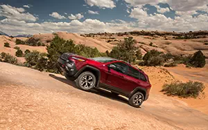  Jeep Cherokee Trailhawk - 2014