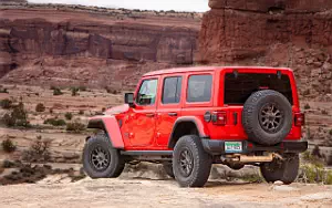   Jeep Wrangler Unlimited Rubicon 392 (Firecracker Red) - 2021