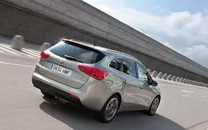 ���� ���������� Kia cee'd SW - 2012