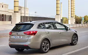 ���� ���������� Kia cee'd SW - 2012