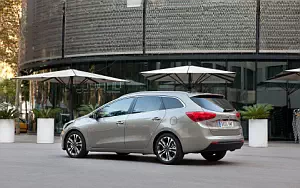 ���� ���������� Kia cee'd SW - 2012
