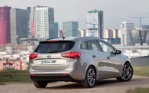 ���� ���������� Kia cee'd SW - 2012