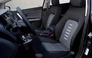 ���� ���������� Kia cee'd SW - 2012