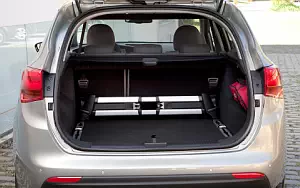 ���� ���������� Kia cee'd SW - 2012