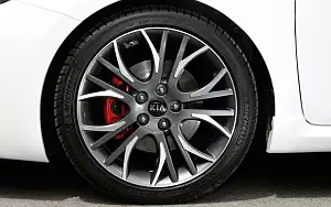 ���� ���������� Kia cee'd GT - 2013