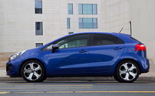 ���� ���������� Kia Rio 5door Blue - 2011