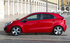 ���� ���������� Kia Rio 5door Red - 2011
