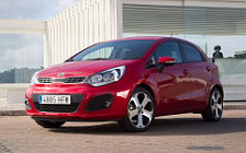 ���� ���������� Kia Rio 5door Red - 2011