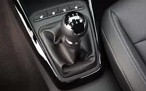 ���� ���������� Kia Rio - 2016