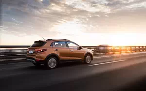 ���� ���������� Kia Rio X-Line (FB) - 2017