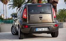 ���� ���������� Kia Soul Green - 2011