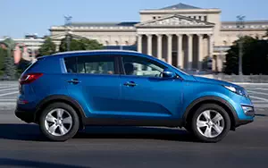���� ���������� Kia Sportage (Byte Blue) - 2010