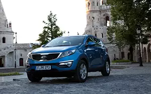 ���� ���������� Kia Sportage (Byte Blue) - 2010