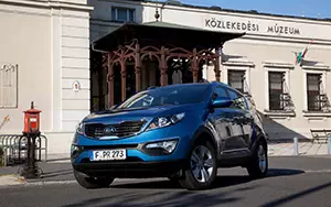 ���� ���������� Kia Sportage (Byte Blue) - 2010