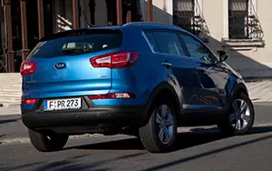 ���� ���������� Kia Sportage (Byte Blue) - 2010