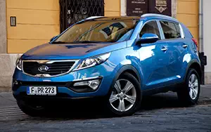 ���� ���������� Kia Sportage (Byte Blue) - 2010
