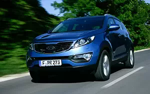 ���� ���������� Kia Sportage (Byte Blue) - 2010