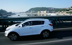 ���� ���������� Kia Sportage (Casa White) - 2010