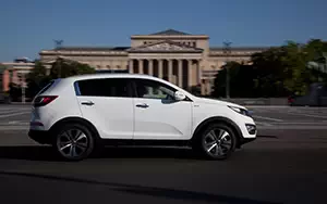 ���� ���������� Kia Sportage (Casa White) - 2010