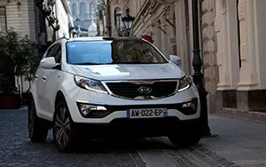 ���� ���������� Kia Sportage (Casa White) - 2010