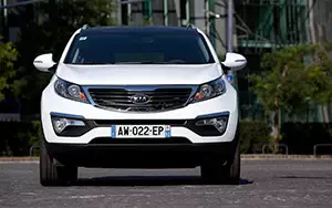 ���� ���������� Kia Sportage (Casa White) - 2010