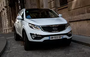 ���� ���������� Kia Sportage (Casa White) - 2010
