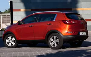 ���� ���������� Kia Sportage (Techno Orange) - 2010