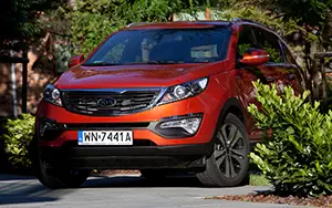 ���� ���������� Kia Sportage (Techno Orange) - 2010