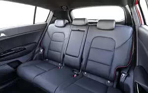 ���� ���������� Kia Sportage GT Line - 2018