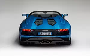   Lamborghini Aventador S Roadster - 2017