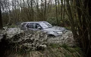 ���� ���������� Land Rover Discovery UK-spec - 2017