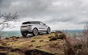 ���� ���������� Range Rover Evoque P300 HSE R-Dynamic Black Pack UK-spec - 2019