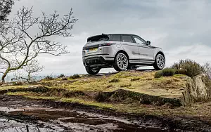 ���� ���������� Range Rover Evoque P300 HSE R-Dynamic Black Pack UK-spec - 2019