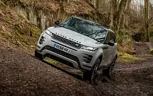 ���� ���������� Range Rover Evoque P300 HSE R-Dynamic Black Pack UK-spec - 2019