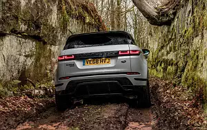 ���� ���������� Range Rover Evoque P300 HSE R-Dynamic Black Pack UK-spec - 2019