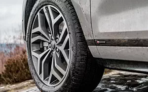 ���� ���������� Range Rover Evoque P300 HSE R-Dynamic Black Pack UK-spec - 2019