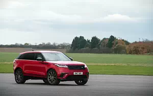���� ���������� Range Rover Velar R-Dynamic D300 HSE Black Pack UK-spec - 2017