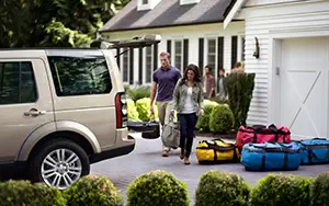 ���� ���������� Land Rover LR4 - 2014