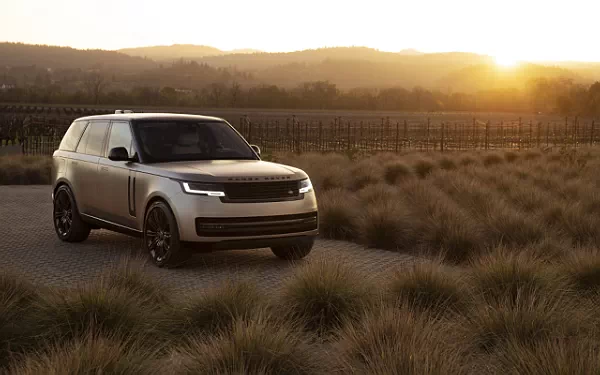 ���� ���������� Range Rover P530 First Edition US-spec - 2022