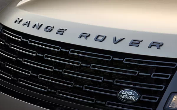 ���� ���������� Range Rover P530 First Edition US-spec - 2022