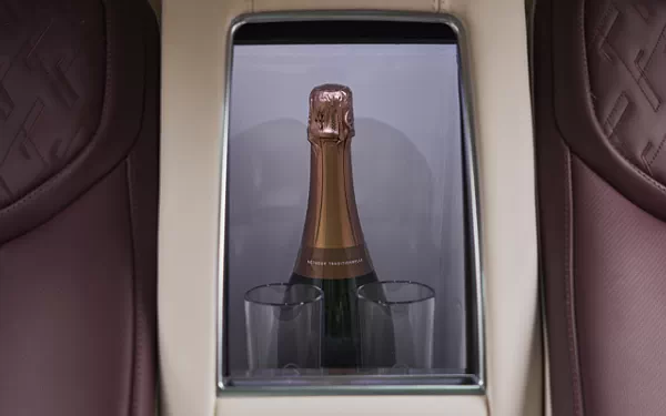 ���� ���������� Range Rover SV Carmel Edition US-spec - 2022