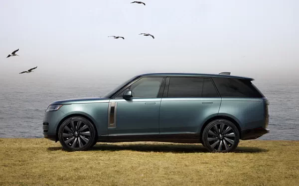 ���� ���������� Range Rover SV Carmel Edition US-spec - 2024