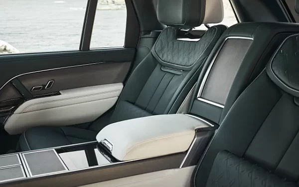 ���� ���������� Range Rover SV Carmel Edition US-spec - 2024