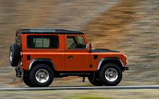 ���� ���������� Land Rover Defender Fire and Defender Ice - 2009