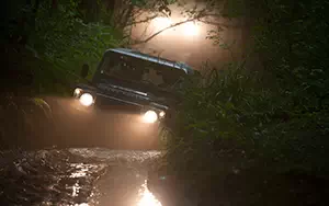 ���� ���������� Land Rover Defender 90 Station Wagon - 2013