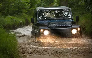 ���� ���������� Land Rover Defender 90 Station Wagon - 2013