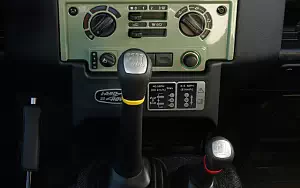 ���� ���������� Land Rover Defender 90 Heritage - 2015