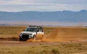 ���� ���������� Land Rover Defender 110 Explorer Pack First Edition - 2020